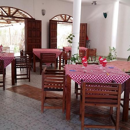 Hotel Maeva Морондава Екстериор снимка